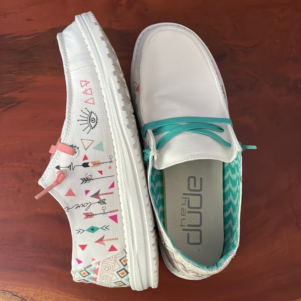 Hey Dude Wendy Doodle Star White size 8
